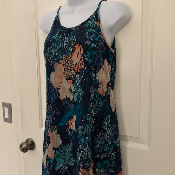 Old Navy -Aquatic patterns Beautiful Dress -Size XS/TP - Picture 2 of 6